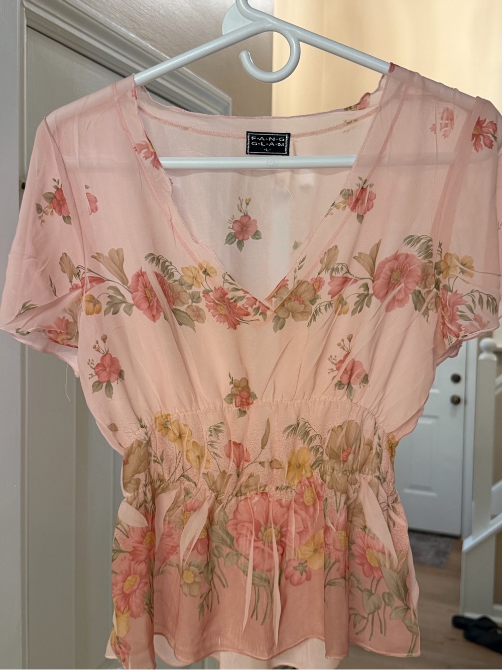 Fang Glam Vintage Y2K-inspired Pink Floral V-Neck Peplum Blouse, Large
